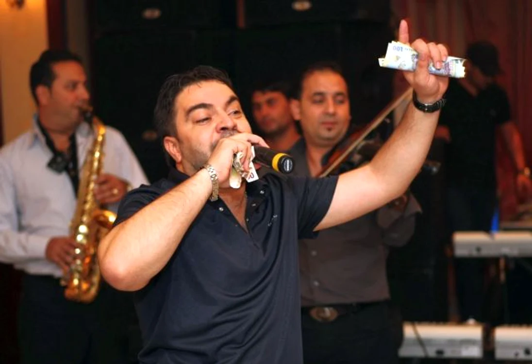 
    Florin Salam, reprezentantul unui gen muzical «cutting edge»  