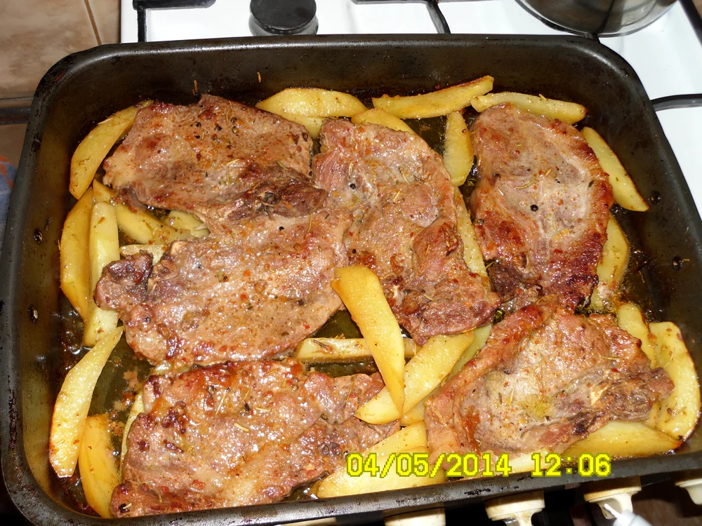 
    Ceafă de porc  