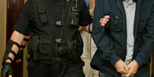 Tinerii au fost condamnaţi să muncească în folosul comunităţii 