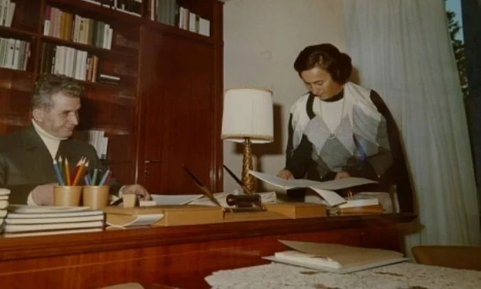 O poezie de Nicolae Ceauşescu, scrisă cu mânuţa lui jpeg