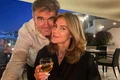 Vedeta cu cele mai lungi picioare din România se relaxează cu familia ei în Egipt