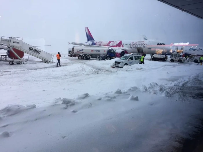 Imagine de pe aeroportul din Iaşi FOTO Ionuţ Timofte