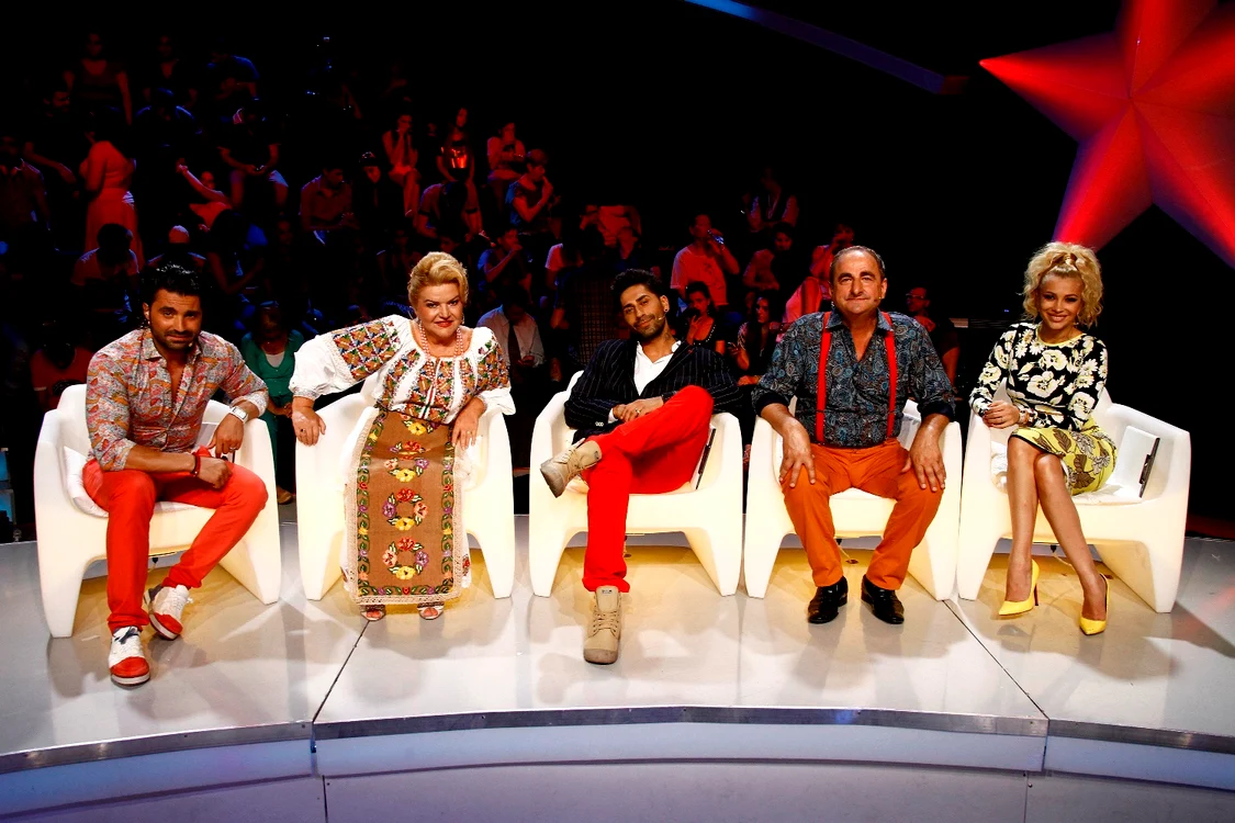 Juriul emisiunii „Next Star”, emoţionat de concurenţii talentaţi