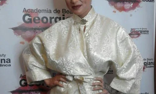 Roxana Vancea s a acoperit din cap până în picioare jpeg