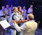 Artistul a interpretat și o piesă în duet cu fina lui de cununie, Cristina Spătar
