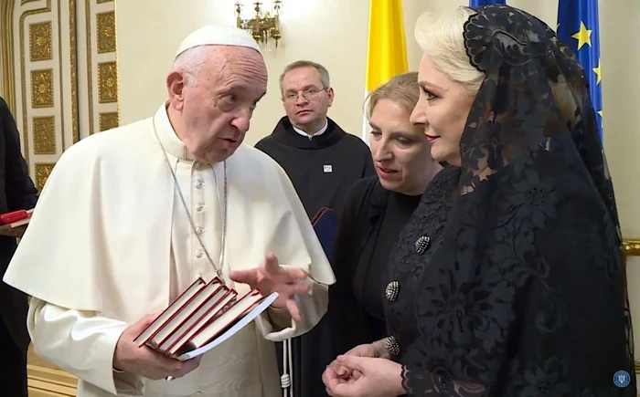 1 viorica dancila papa francisc 2 jpg jpeg