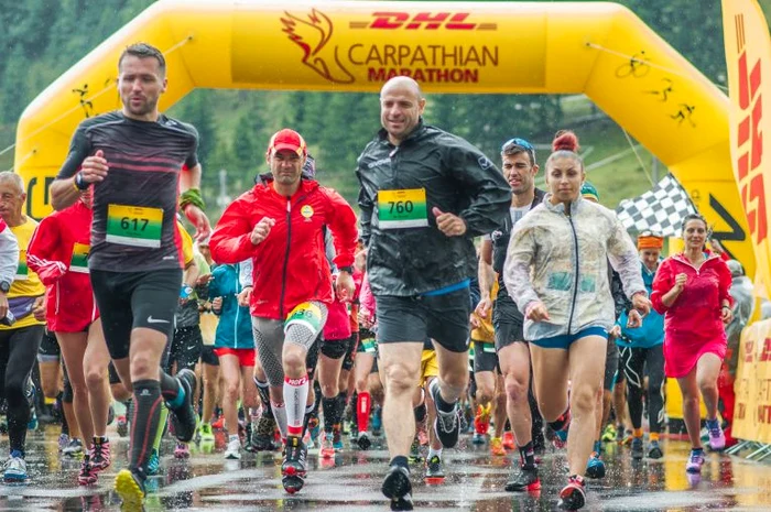 
    DHL Carpathian marathon se desfășoară într-un cadru natural superb  
