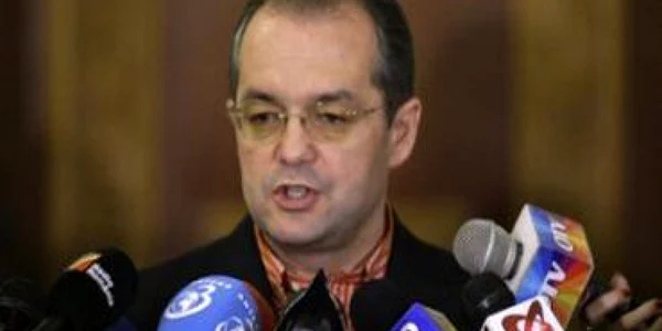 Boc: "Guvernul României nu este condus de Partidul Socialiştilor Europeni"