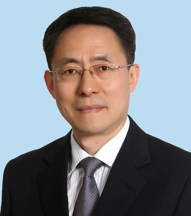 E. S. Han Chunlin, ambasadorul Republicii Populare Chineze în România