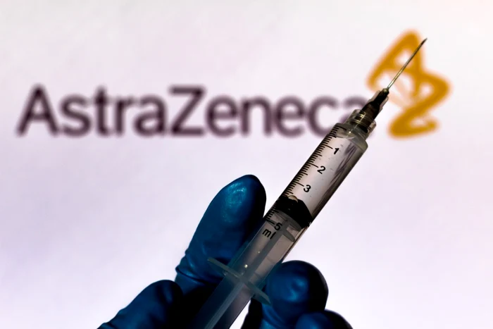 Acest vaccin-candidat foloseşte aceeaşi tehnică - cu ”vector viral” - ca vaccinul AstraZeneca-Oxford utilizat în prezent în lume Foto: Arhivă