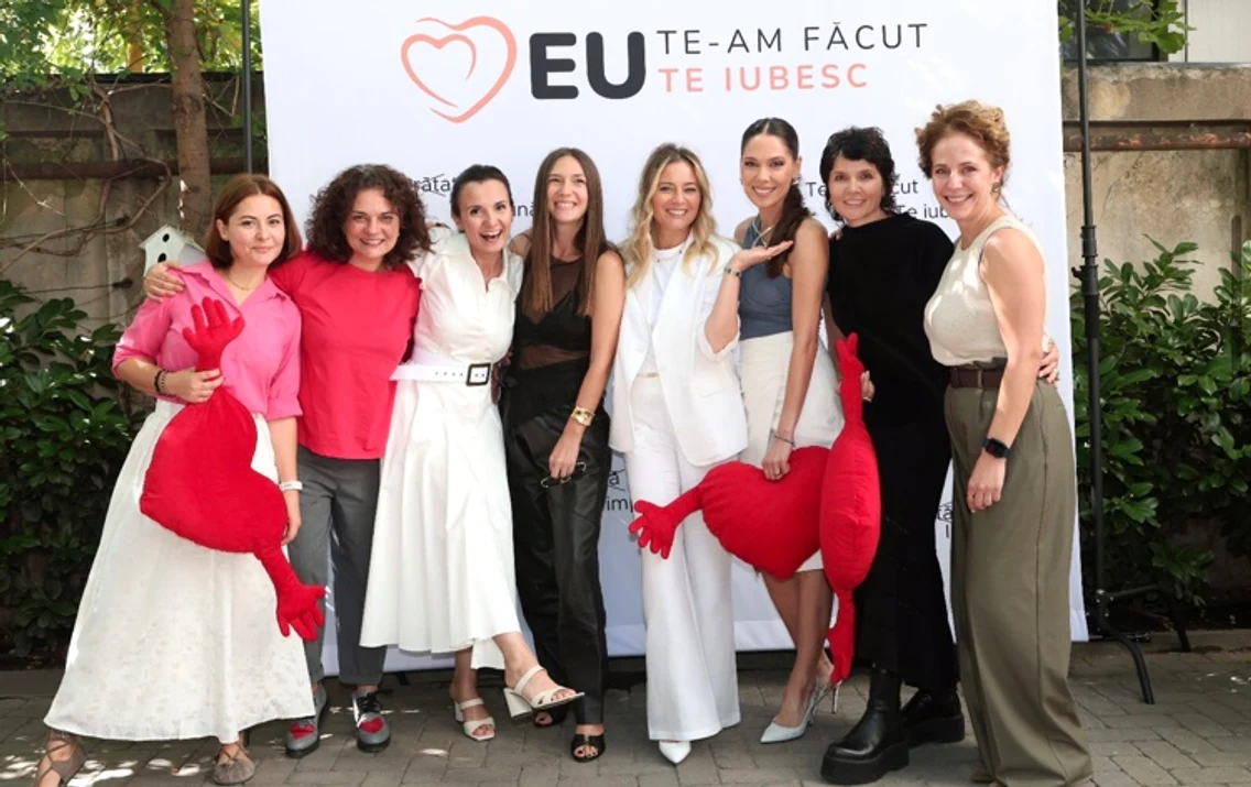 Laura Cosoi, eveniment alături de mămicile celebre din show-biz. A inițiat Asociația „Eu te-am făcut, eu te iubesc ” Foto: Sorina Andreica 