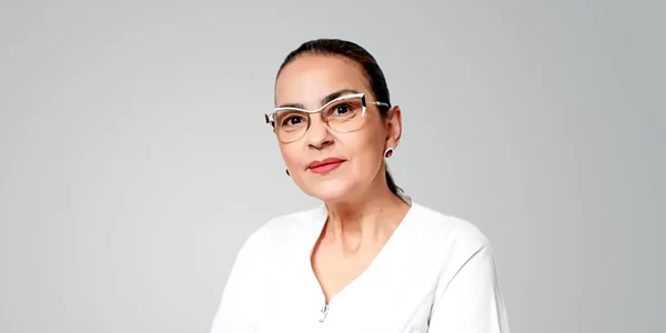 Drr  Roxana Mustata, MedLife jpg