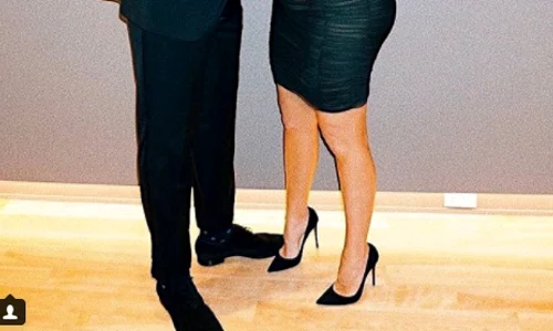 khloe kardashian png