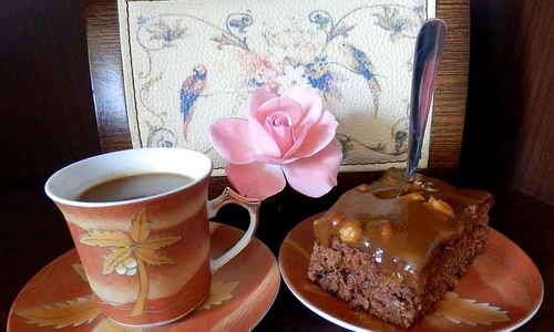 Negresa cu glazura de nuci jpeg