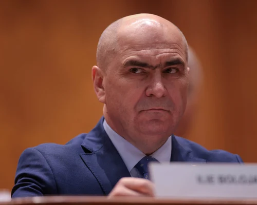 2025 12 02 Inquam Photos / George Calin  instant 2097 jpg