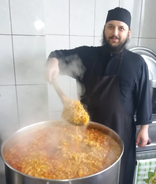 Varza cu carne de peşte