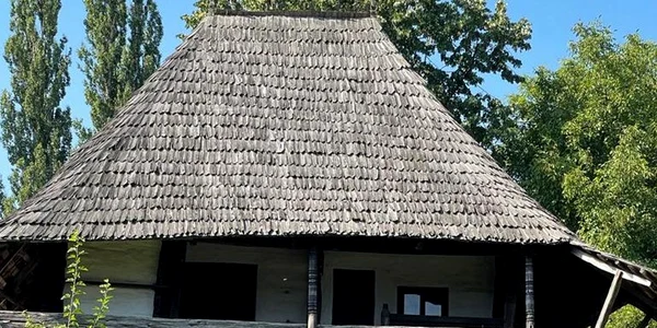 01 gospodarie glodeni gorj foto muzeul golesti jpg