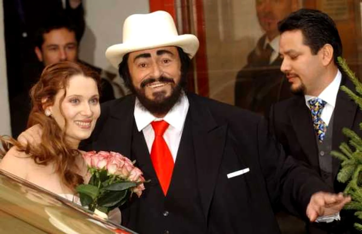 Soţia lui Pavarotti îşi reface viaţa la 50 de ani ( Foto:arhivă).