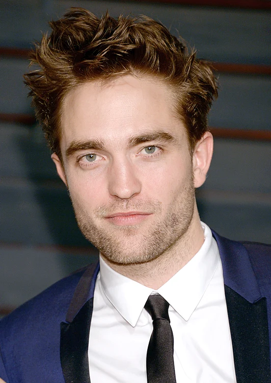 Robert Pattinson. E verişor de departe cu prinţul William