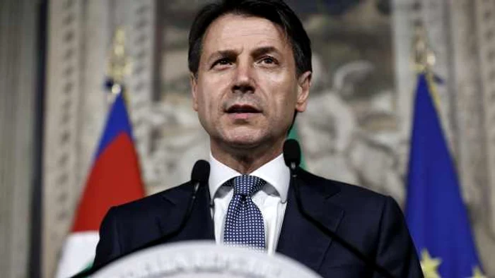 Premierul Giuseppe Conte a anun'at noile m[suri pentru limitarea mobilit['ii italienilor