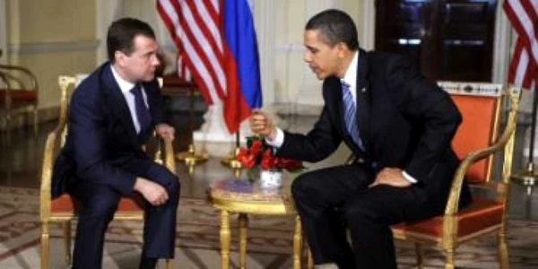 Relansarea relaţiilor ruso-americane, aplaudată de presa rusă
