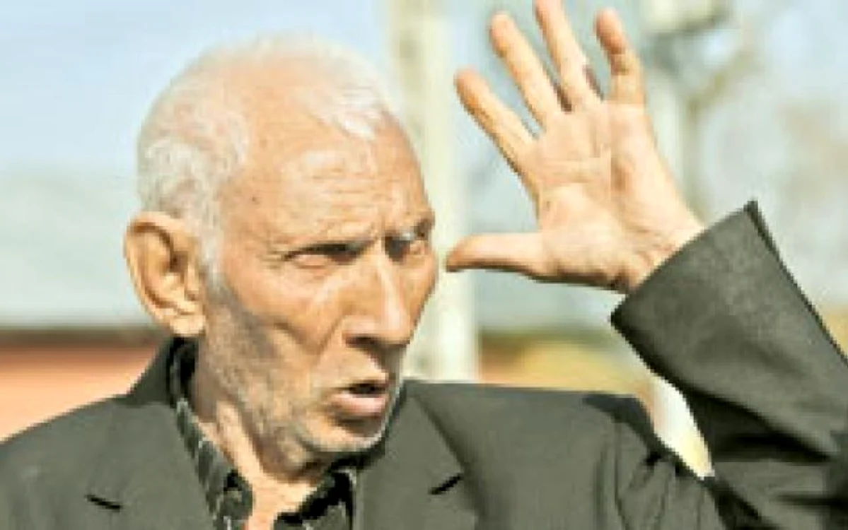 Mircea  al lu’ Pascu,  singur  împotriva  pocăiţilor 