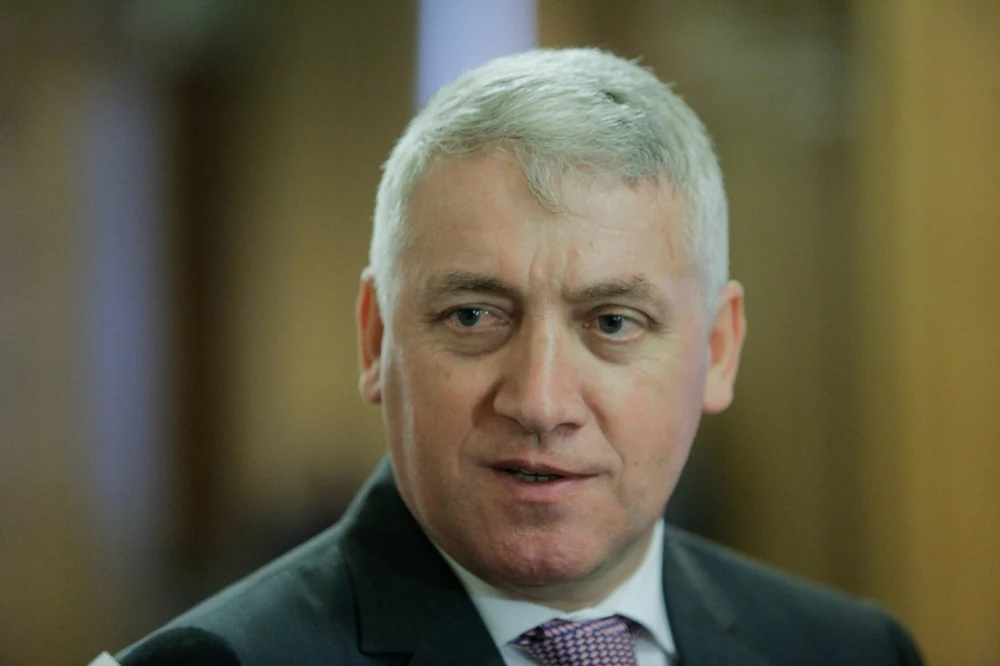 Cine este Adrian Țuțuianu, vehiculat de PSD pentru șefia AEP: unul dintre puținii lideri social-democrați care i s-au opus lui Liviu Dragnea