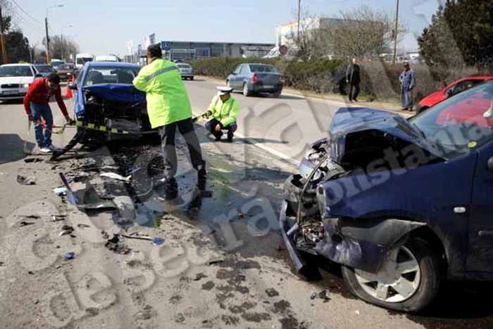 Victimele accidentului au ajuns la spital. 