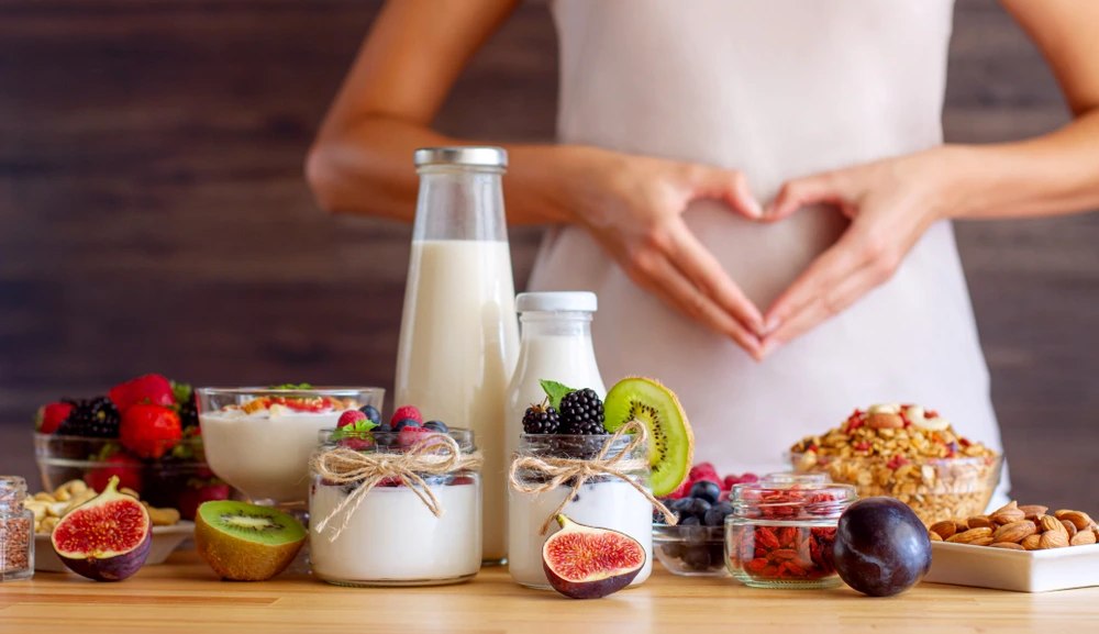 Băutura care face minuni la digestie: este o sursă mai puternică de probiotice decât multe alte produse lactate fermentate