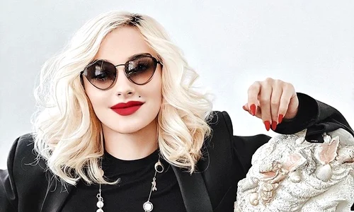 Ana Morodan aka Contesa digitală