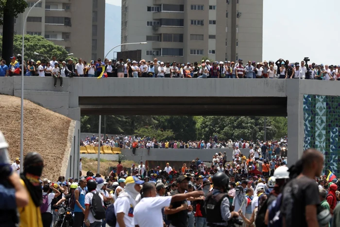 Proteste in strada in Venezuela 1 mai 2019 FOTO EPA-EFE