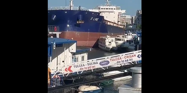 incident naval tulcea  foto fb Ziarul de Tulcea png