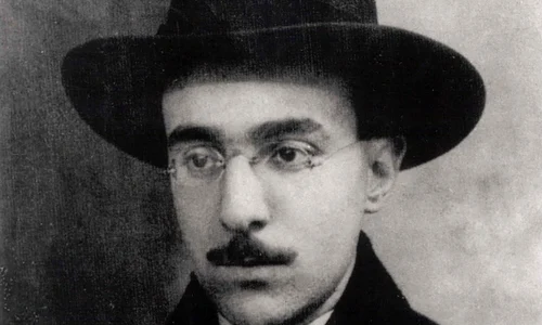 p 16 Fernando Pessoa WC jpg