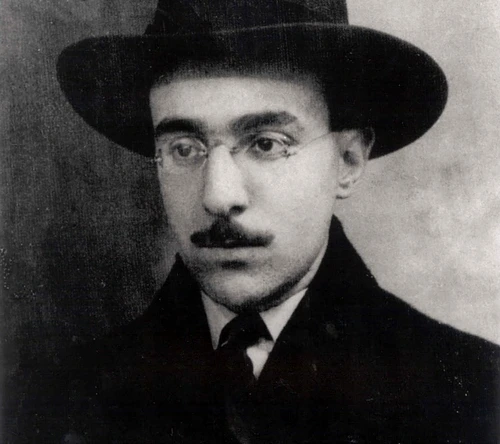 Fernando Pessoa © wikimedia commons