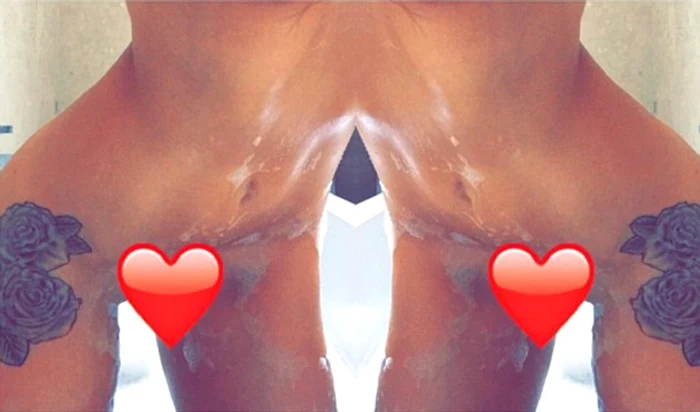 Charlotte Crosby (25 de ani) nu-și mai ascunde trupul perfect sculptat