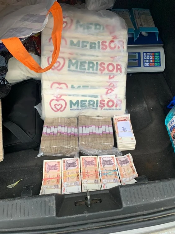Au fost efectuate percheziții în dosarul finanțării ilegale a partidului Șor. FOTO: Facebook.com