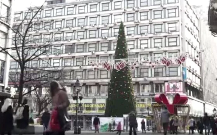 Bradul de Crăciun din Belgrad FOTO Captura AFP