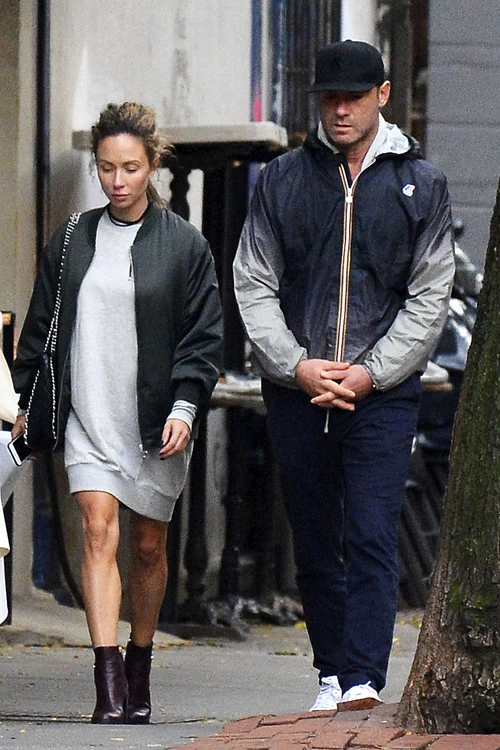 Exclusive    Liev Schreiber Goes On Date With Mystery Woman ***NO USE W/O PRIOR AGREEMENT   CALL FOR PRICING*** jpeg