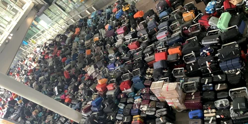 bagaje aeroport Heathrow jpg
