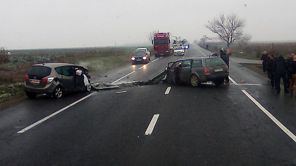 Bătrână condamnată la închisoare după ce a provocat un accident cu trei morți. Daunele uriașe pe care trebuie să le achite