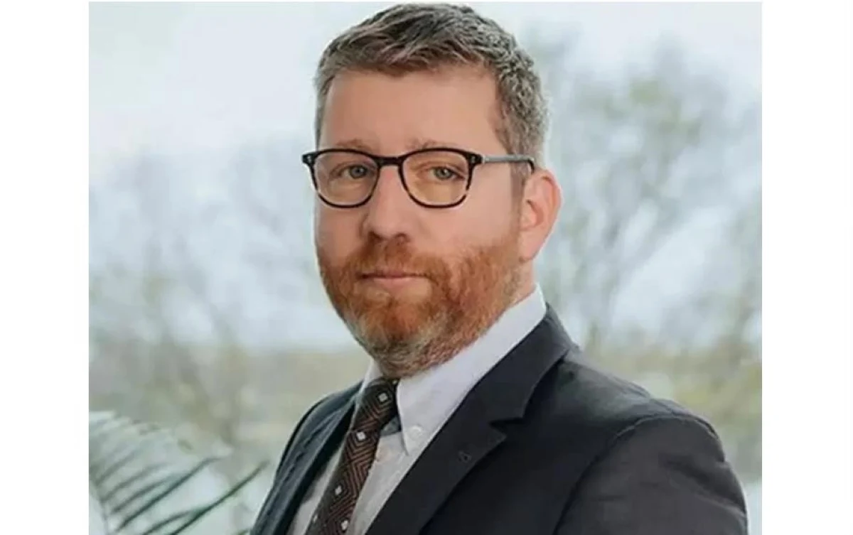 Cine este românul care încasează 11 venituri pe lună, câştigând 2.800 de lei pentru fiecare zi lucrătoare