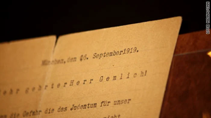 Scrisoarea lui Hitler către spionul german, din 1919 FOTO: CNN