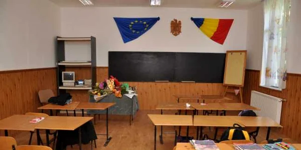 scoli inchise