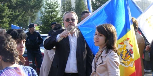 Iona Furtună la un miting monarhist FOTO Colecţia personală