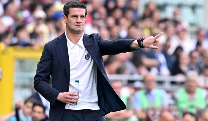 Cristi Chivu este foarte aproape de a deveni campion cu Inter și ca antrenor (FOTO: EPA)