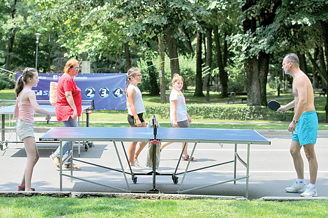 Paletele de ping pong se  închiriază gratuit, doar cu buletinul 