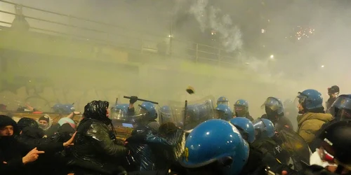 Proteste violente la Milano FOTO Profimedia 