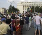 Protest pentru renunţarea la obligativitatea purtării măştilor şi respingerea legii izolarii si carantinei în Piaţa Victoriei din Bucureşti FOTO Inquam Photos / Octav Ganea