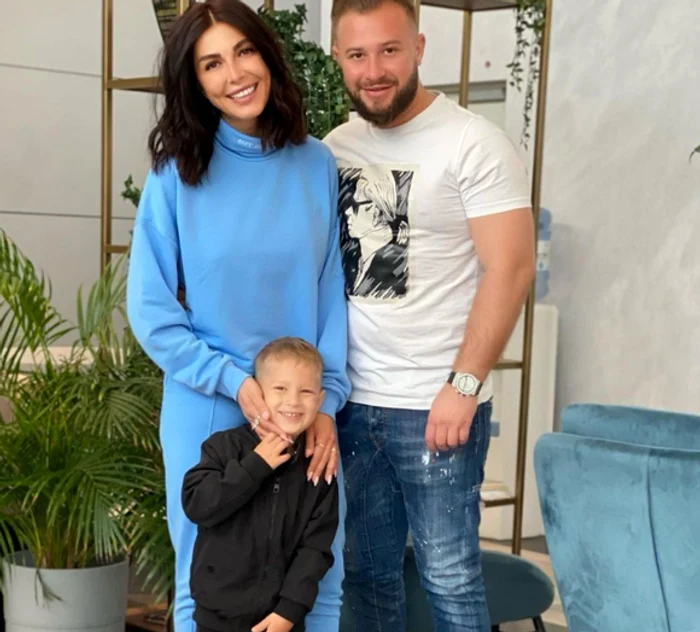 Ilinca Vandici, Andrei Neacșu și micuțul Zianfoto: Instagram