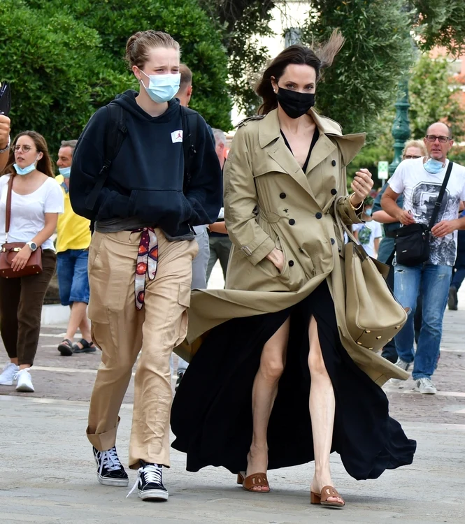 Angelina Jolie  a fost  criticată  pentru  că e prea  slabă 